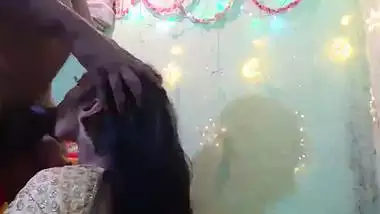 Sexy bong wife giving deep throat sloppy blowjob