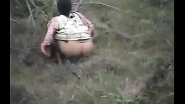 Village Women Caught Peeing