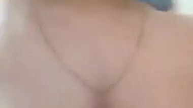 Desi Cute Girl Big Ass Show