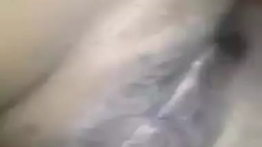 Bangladeshi Girl Showing Boob and Fingering 2 Clips Part 2