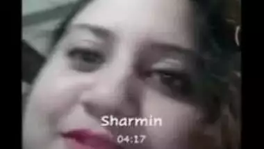 Unfaithful Married Bangladeshi Beautiful Bhabi From Narayanganj Showing On videoCall With Lover