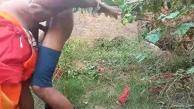 Village Wife fucked lover outdoor