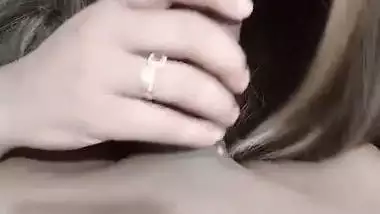 Lahore whore gives the best blowjob in Pakistani xxx