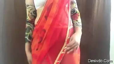 Big Boobs Desi Punjabi Teacher Showing Boobs
