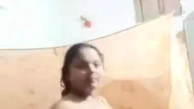 Big ass Dehati wife nude striptease show