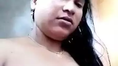 Desi Bhabhi nude bath video for her FB friend goes live