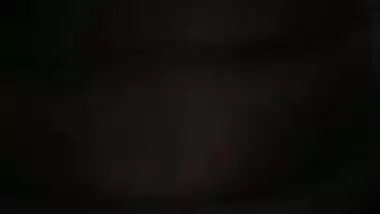 Big boobs desi girlfriend saying niche chodho