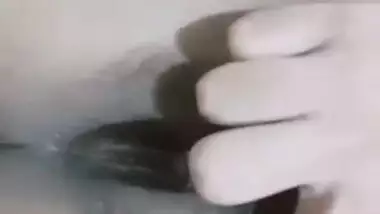 Wet pussy Bengali girl fingering hairy pussy